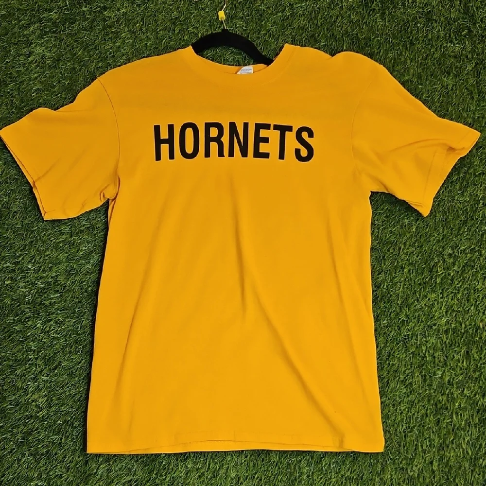 TC Vintage Yellow Short Sleeve Tee 00s Y2k - Picture 1 of 4
